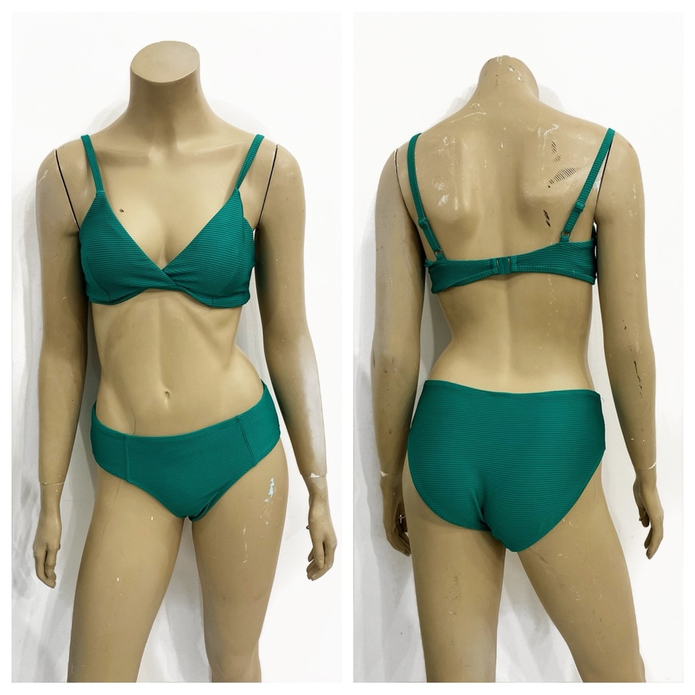 NIPTUCK emerald green ribbed bikini. Size S.